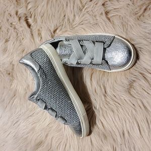 GIANNI BINI Harlita Silver Glitter Lace up Fashion Sneakers 6.5. Wore one time